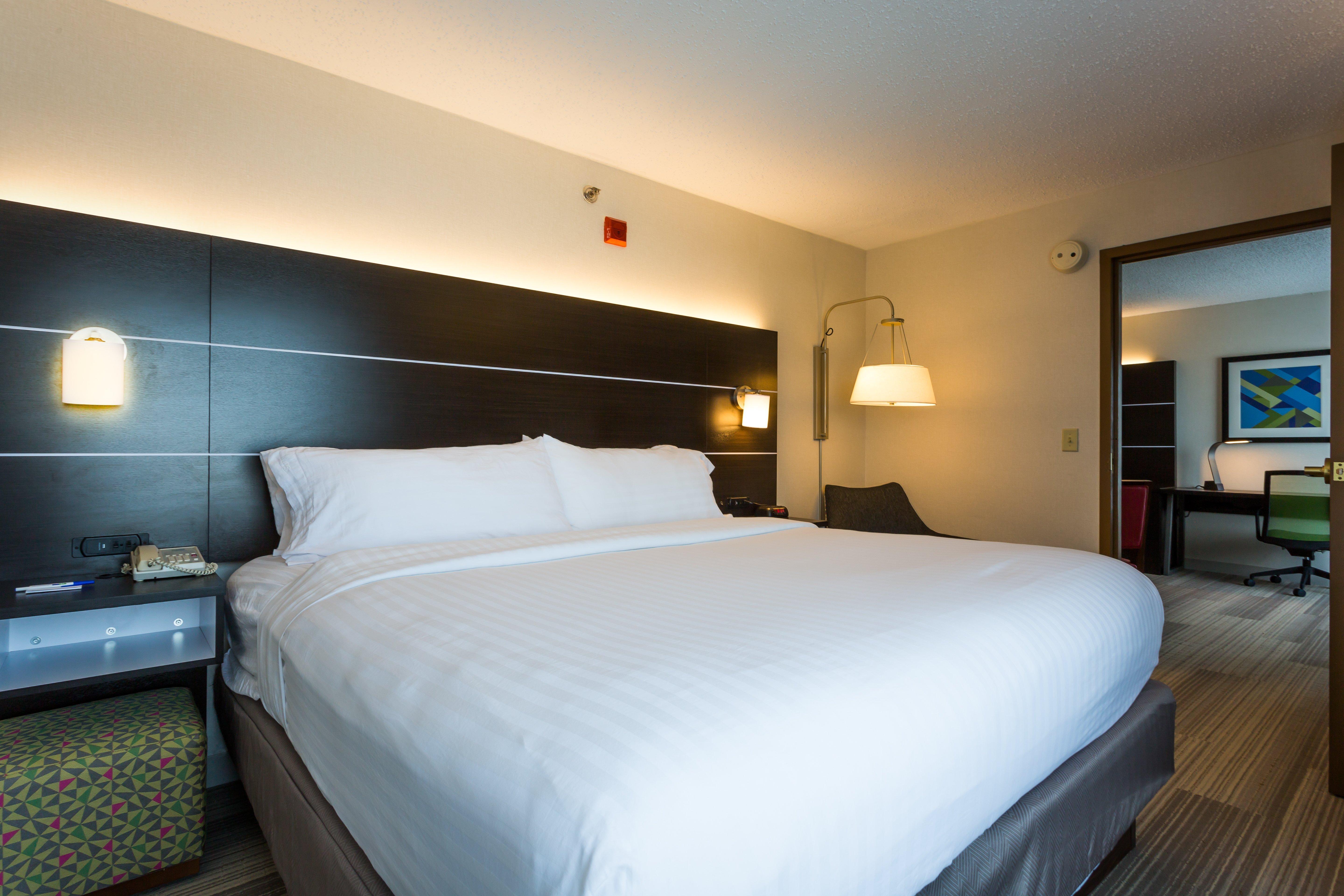 Holiday Inn Express Hotel & Suites Reading By Ihg Экстерьер фото