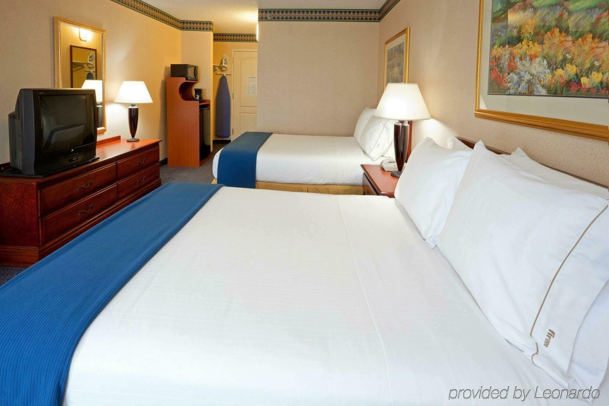 Holiday Inn Express Hotel & Suites Reading By Ihg Экстерьер фото